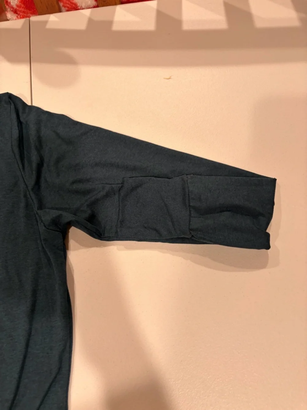 Vuori Daydream Crewneck Shirt Womens Large Blue Long Sleeve Performance VW133